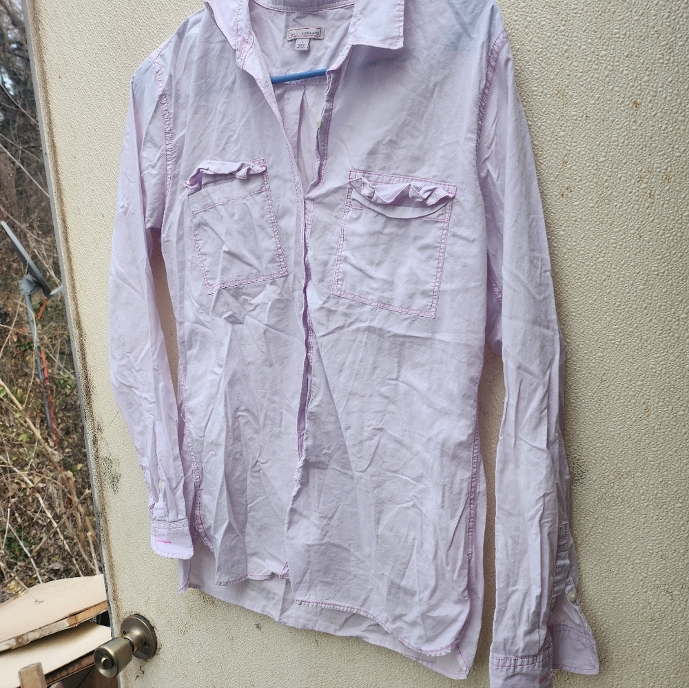 Pinkish white top